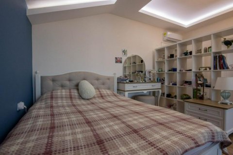 3+1 Penthouse in Mahmutlar, Turkey No. 13930 8