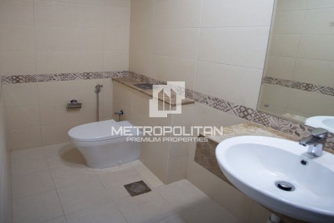 1 bedroom Apartment in Business Bay, UAE No. 7051 5