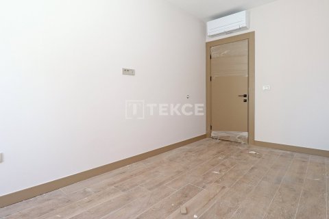 2+1 Apartment in Antalya, Turkey No. 21488 21