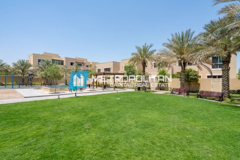 5 dormitorios Villa en Al Raha Gardens, UAE No. 4870 7