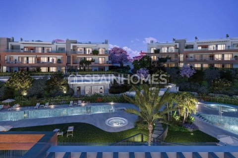 3 dormitorios Apartment en Estepona, Spain No. 25740 3