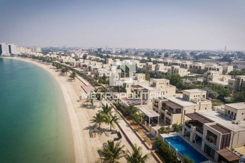 2 bedrooms Townhouse in Mina Al Arab, UAE No. 7014 9