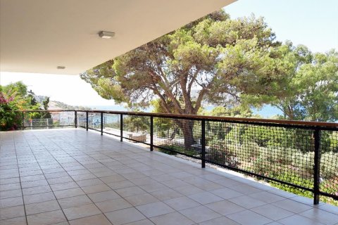 5 bedrooms Villa in Anavyssos, Greece No. 57108 9