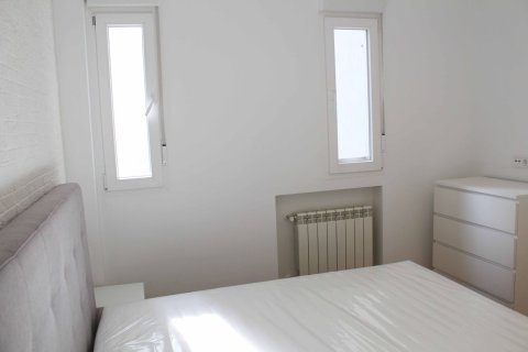 2 bedrooms Apartment in Madrid, Spain No. 26207 7