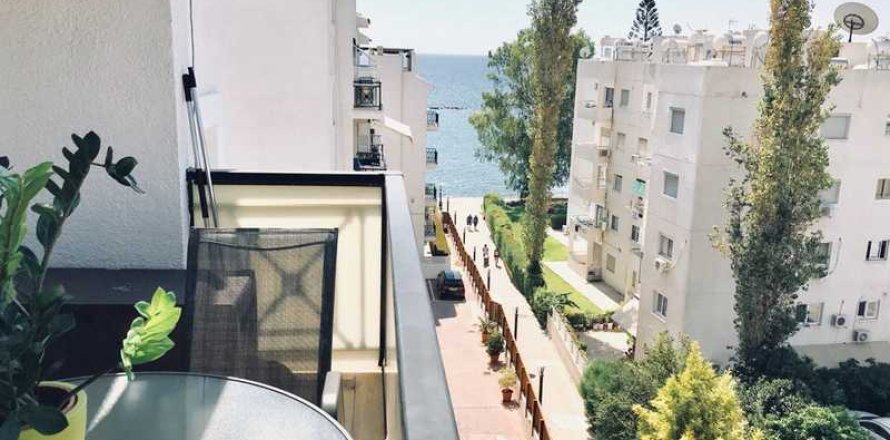 2 dormitorios Apartment en Limassol, Cyprus No. 41033