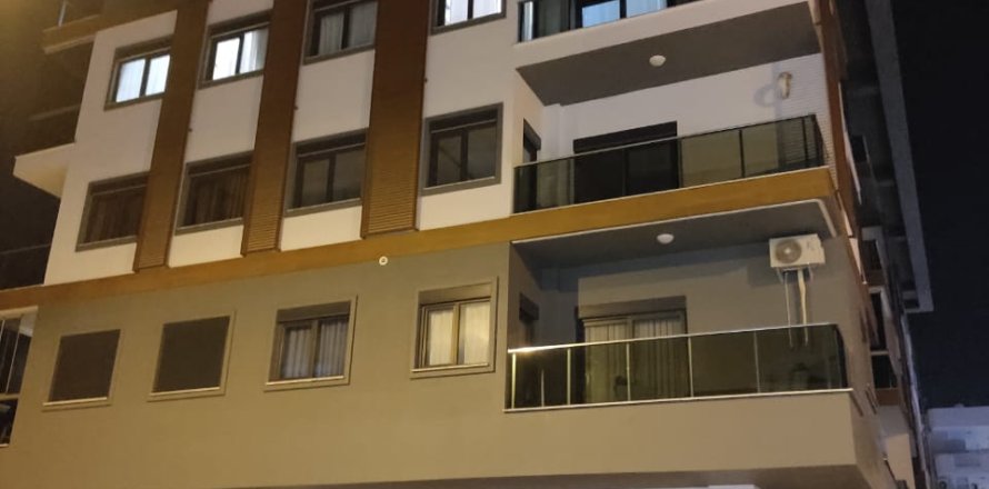 3+1 Apartment in Alanya, Turkey No. 14606