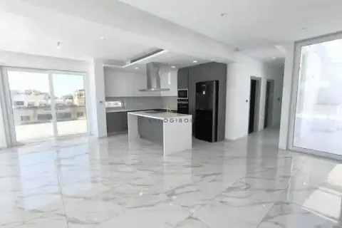 3 dormitorios Apartment en Larnaca, Cyprus No. 32587 1