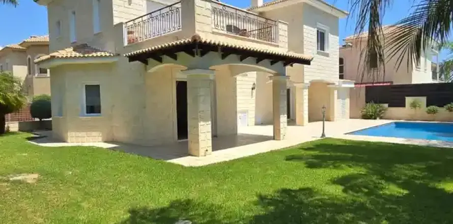 3 bedrooms Villa in Armenochori, Cyprus No. 29173