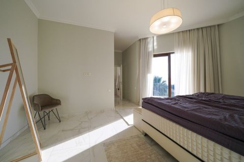 4 dormitorios House en Tivat, Montenegro No. 66720 19