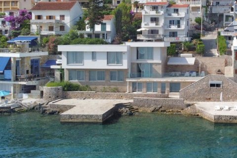 5 dormitorios House en Tivat, Montenegro No. 66719 3