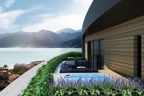 1 bedroom Apartment in Tivat, Montenegro No. 66831 1