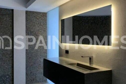 4 bedrooms Villa in Altea, Spain No. 25951 17