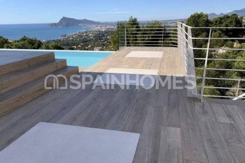 4 bedrooms Villa in Altea, Spain No. 25951 3