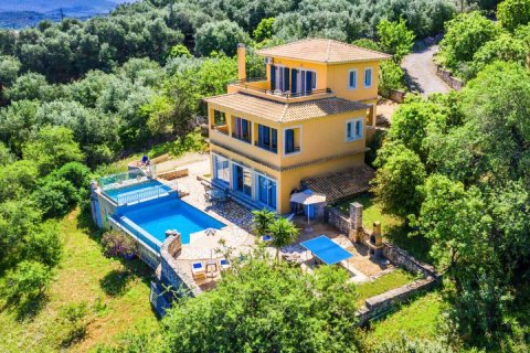 3 dormitorios Villa en Corfu, Greece No. 61615 1