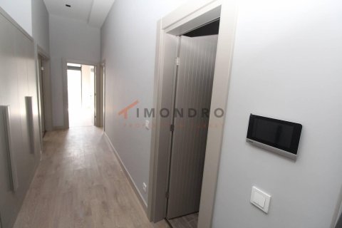 2+1 Apartment in Beylikduezue, Turkey No. 16879 18