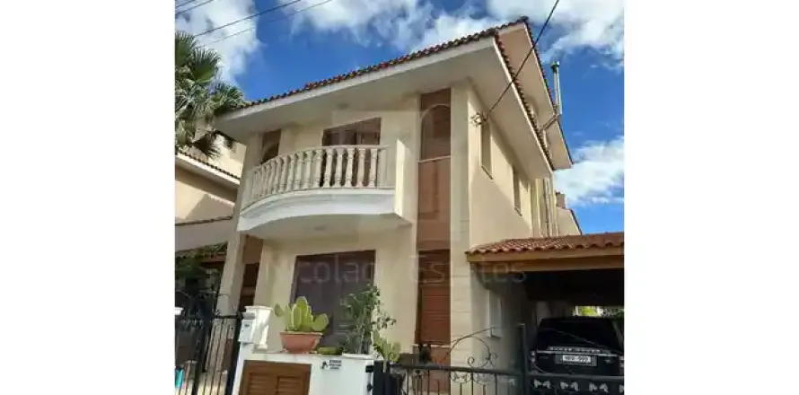 4 dormitorios House en Agios Athanasios, Cyprus No. 40220