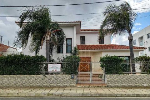 3 dormitorios House en Strovolos, Cyprus No. 72583 1