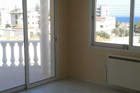 4 dormitorios Villa en Agios Tychonas, Cyprus No. 72585 10