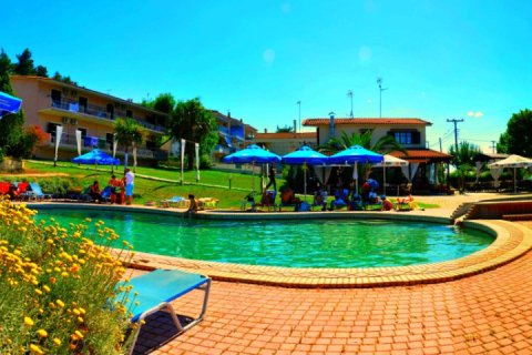 40 bedrooms Hotel in Chalkidiki, Greece No. 49867 1