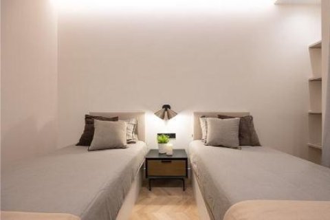 2 chambres Appartement à Madrid, Spain No. 27519 14