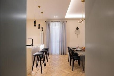 2 bedrooms Apartment in Madrid, Spain No. 27519 17