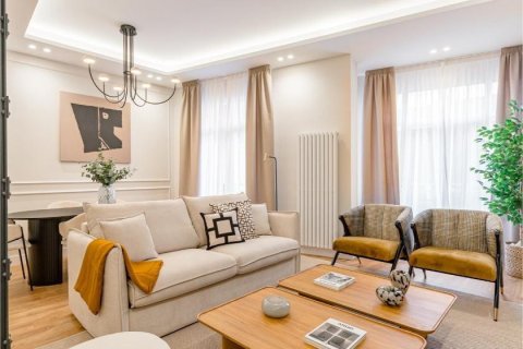 2 dormitorios Apartment en Madrid, Spain No. 27517 5