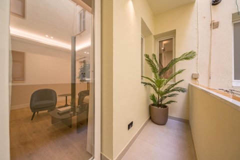 2 dormitorios Apartment en Madrid, Spain No. 27520 9