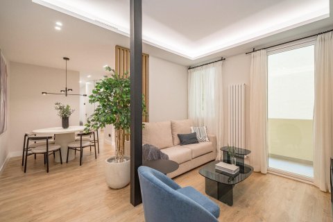 2 dormitorios Apartment en Madrid, Spain No. 27520 1