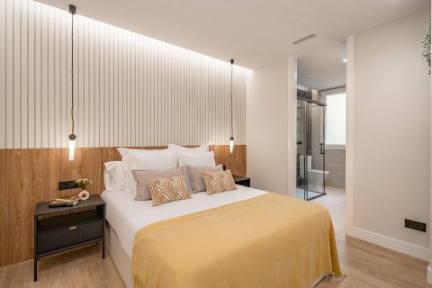 2 dormitorios Apartment en Madrid, Spain No. 27520 5