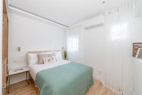 3 dormitorios Apartment en Madrid, Spain No. 27518 8