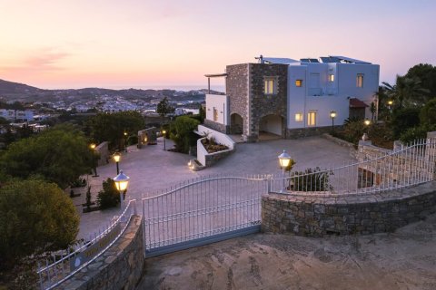 5 bedrooms Villa in Gazi, Greece No. 57969 14