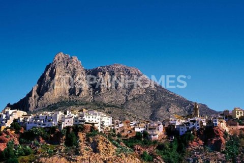 3 bedrooms Penthouse in Calpe, Spain No. 27186 2