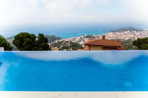 5 dormitorios House en Lloret de Mar, Spain No. 25350 4