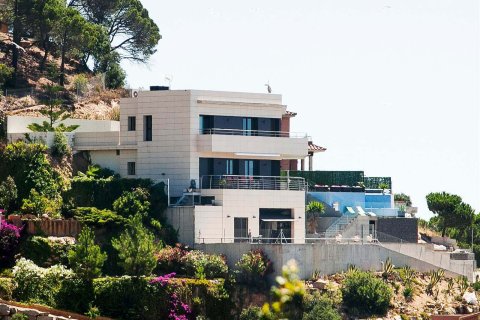 5 dormitorios House en Lloret de Mar, Spain No. 25350 6