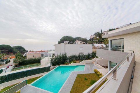 4 dormitorios House en Lloret de Mar, Spain No. 25348 8