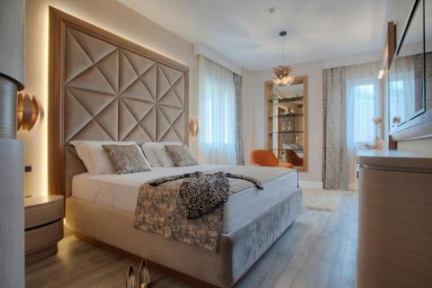 2 chambres Appartement à Budva, Montenegro No. 66792 21