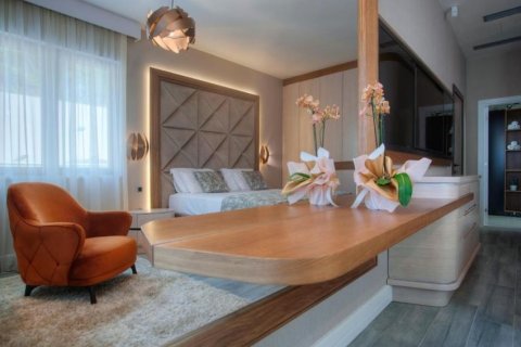 2 dormitorios Apartment en Budva, Montenegro No. 66792 22