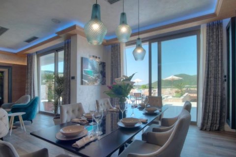 2 bedrooms Apartment in Budva, Montenegro No. 66792 15