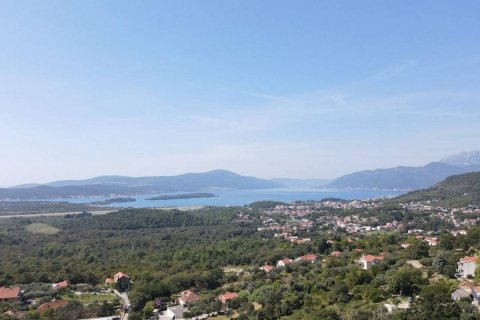 3 bedrooms Townhouse in Kavach, Montenegro No. 66910 6