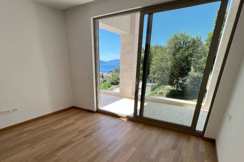 3 dormitorios Townhouse en Tivat, Montenegro No. 66907 16