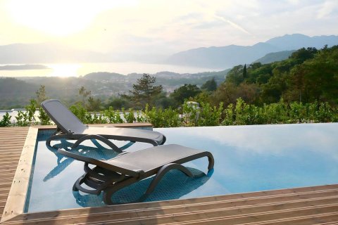 4 bedrooms Villa in Kavach, Montenegro No. 66909 4