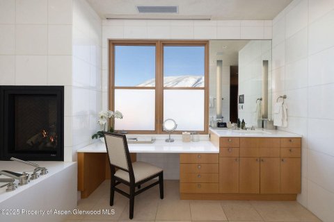 6 bedrooms Condo  in Aspen, USA No. 75477 18