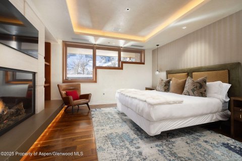 6 bedrooms Condo  in Aspen, USA No. 75477 13