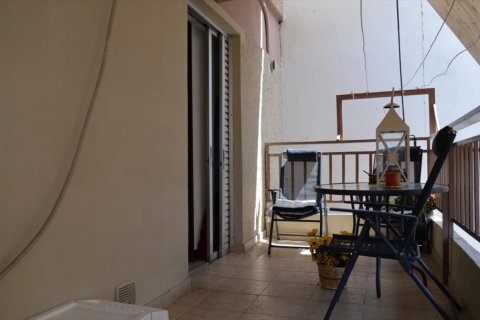 3 bedrooms Apartment in Athens, Greece No. 49849 7