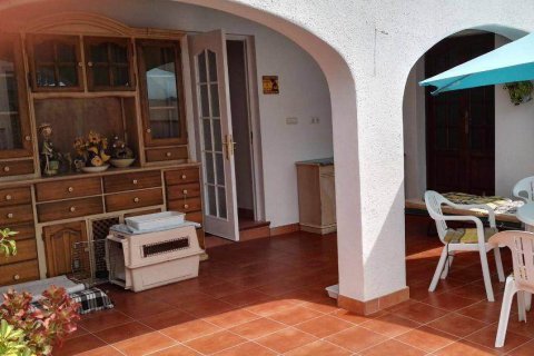 5 bedrooms Villa in El Campello, Spain No. 26124 10