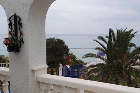 5 bedrooms Villa in El Campello, Spain No. 26124 9