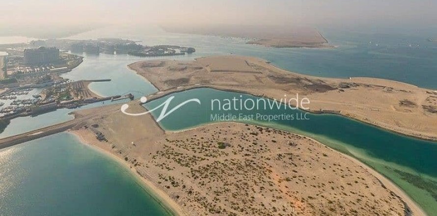 1025.5m² Land en  Yas Island, UAE No. 3334