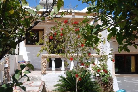 286m² Negocio en Agios Nikolaos, Greece No. 54975 12