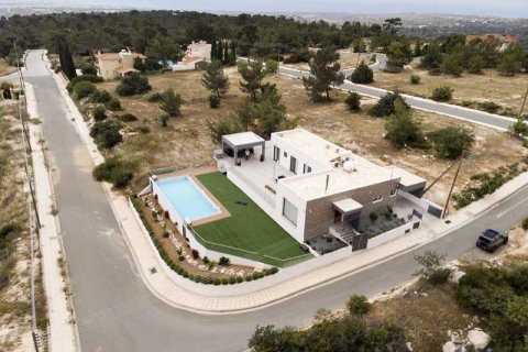 4 dormitorios House en Souni–Zanatzia, Cyprus No. 63129 1