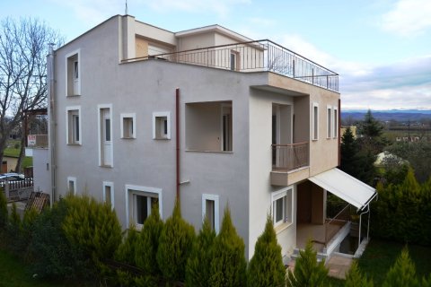 4 bedrooms House in Lagkadas, Greece No. 59972 1